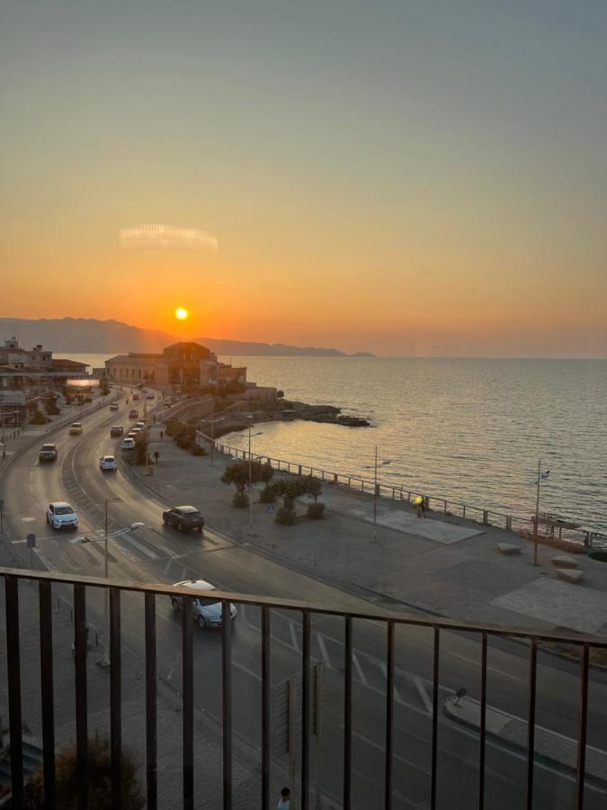 Vespera City Hotel Heraklion Exteriör bild